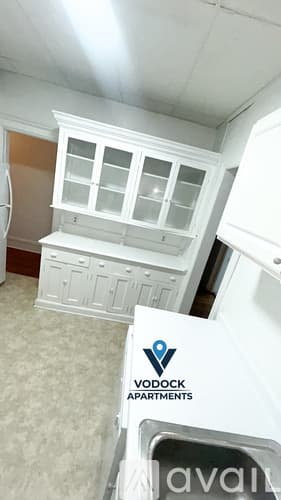 New London Apartment: 43 Granite St