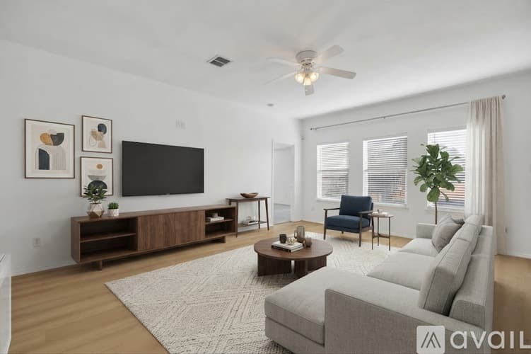 Fort Worth House: 2721 Carten St