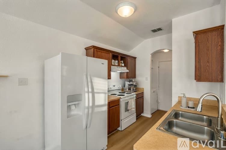 Fort Worth House: 2721 Carten St