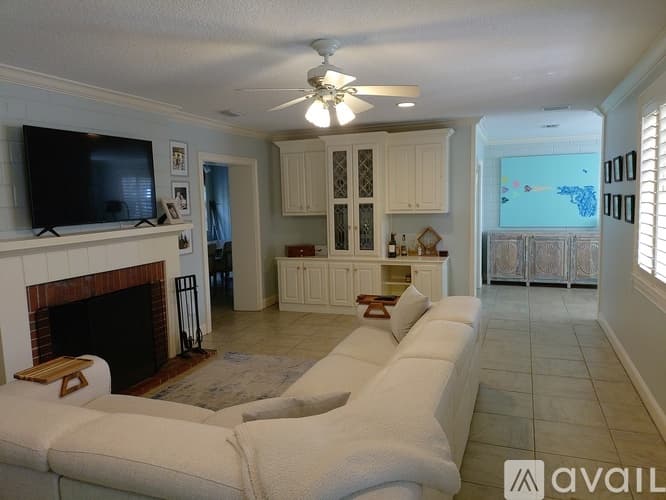 Fernandina Beach House: 4135 South Fletcher Avenue