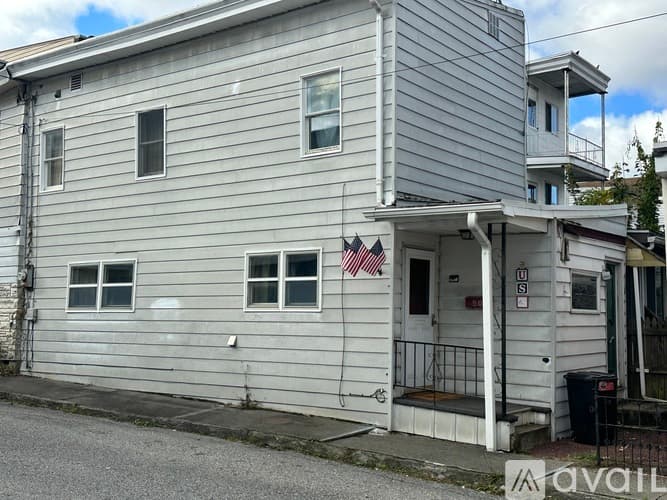 Mahanoy City House: 50 S Locust St
