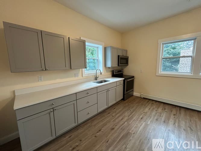 Lynn Apartment: 77 Chestnut St