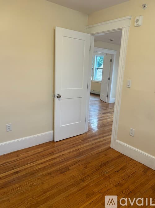 Lynn Apartment: 77 Chestnut St