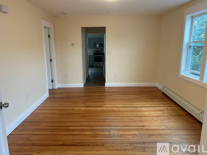 Lynn Apartment: 77 Chestnut St