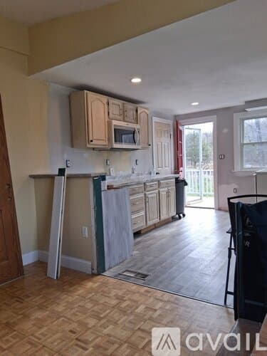 Lakewood House: 1052 Rock Lake Drive