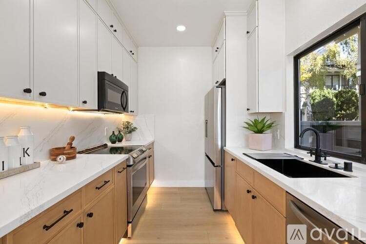 Foster City House: 1206 Moonsail Ln