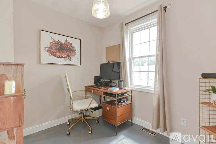 Dedham House: 39 Curve Street