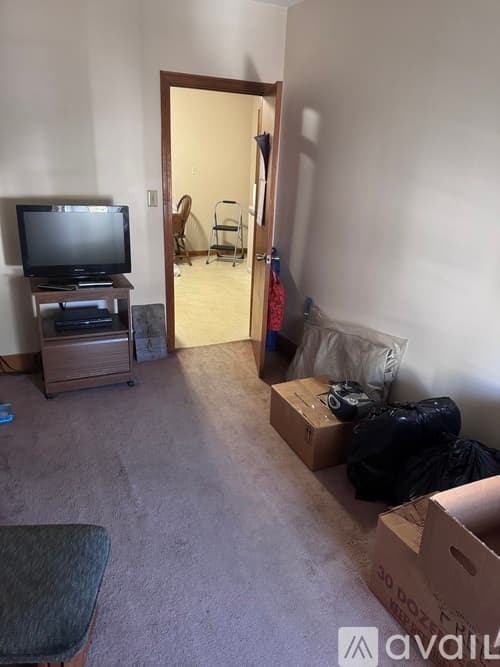 Southbridge Apartment: 36 South Street