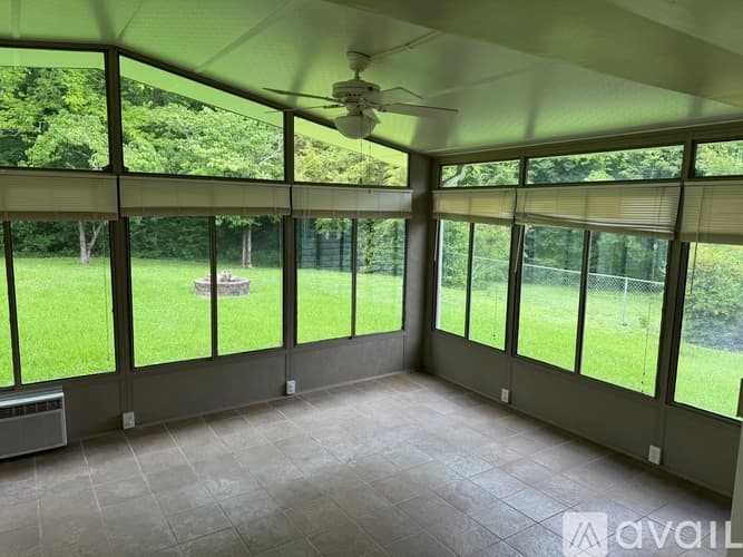 Chattanooga House: 4820 Stagg Road