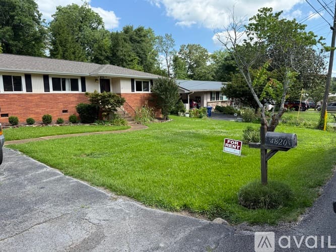 Chattanooga House: 4820 Stagg Road