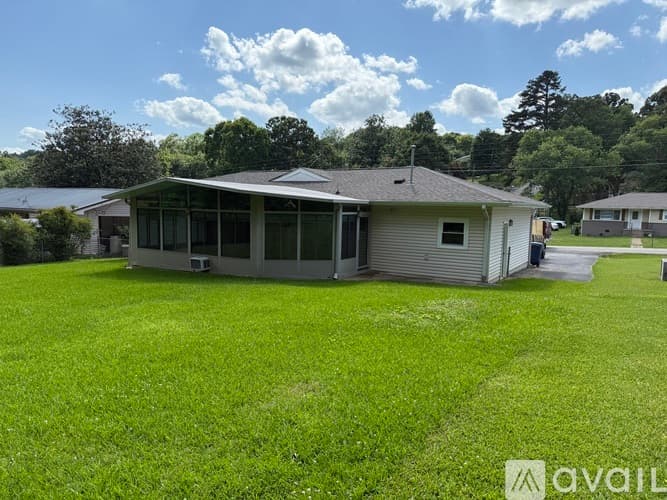 Chattanooga House: 4820 Stagg Road