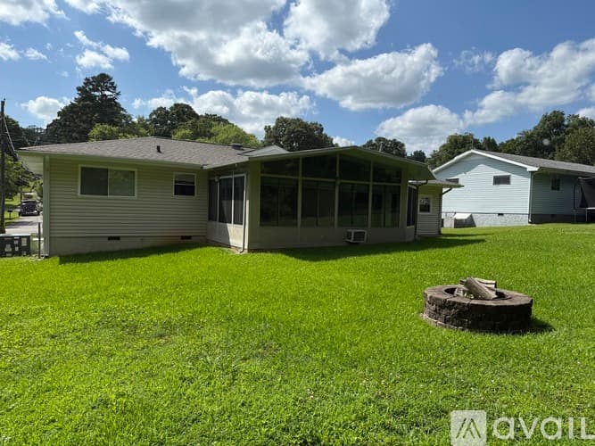 Chattanooga House: 4820 Stagg Road
