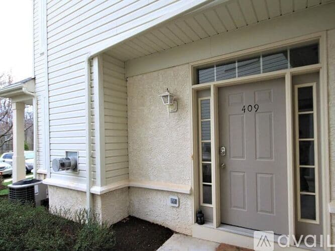 Montgomery County Condo: 409 Dresher Woods Drive