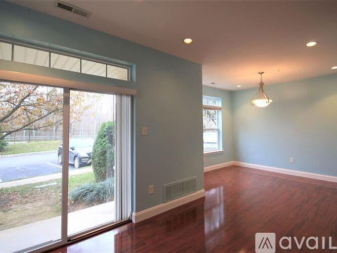 Montgomery County Condo: 409 Dresher Woods Drive