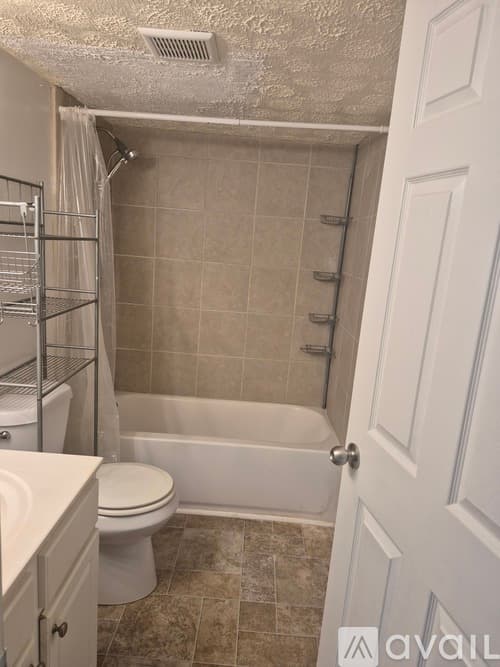 College Park Apartment: College Park
