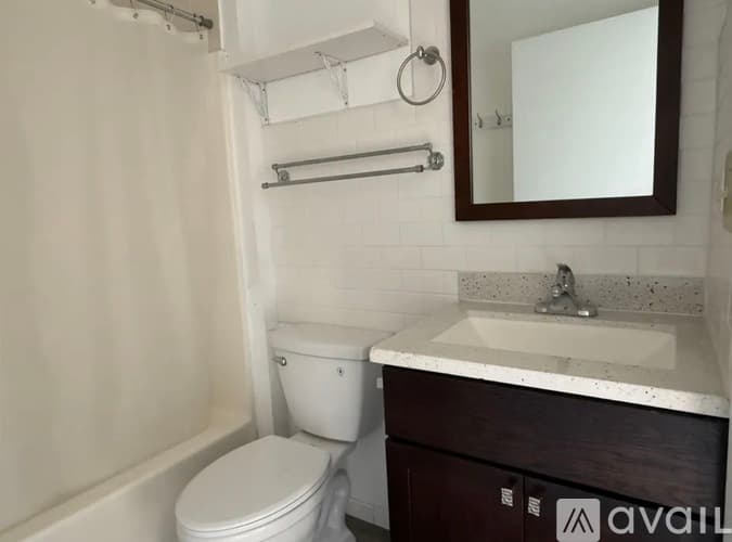 Harvard Apartment: 1020 9th Street