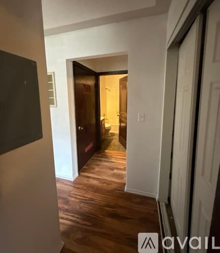 Harvard Apartment: 1020 9th Street