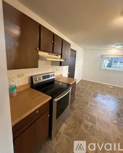 Harvard Apartment: 1020 9th Street