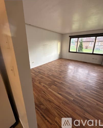 Harvard Apartment: 1020 9th Street