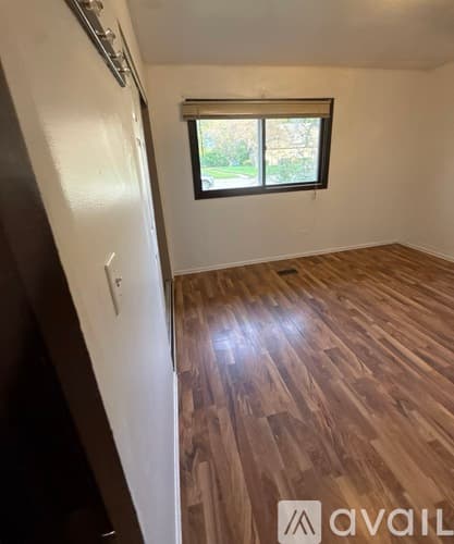 Harvard Apartment: 1020 9th Street