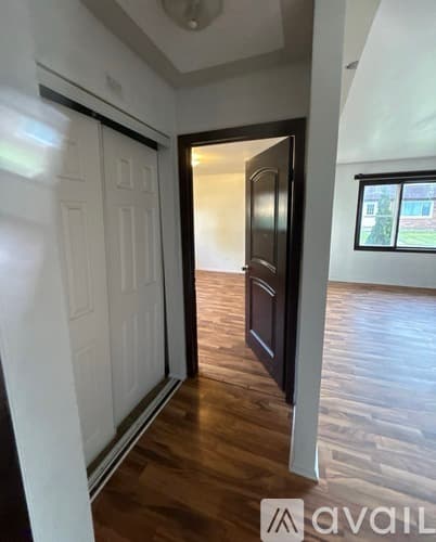 Harvard Apartment: 1020 9th Street
