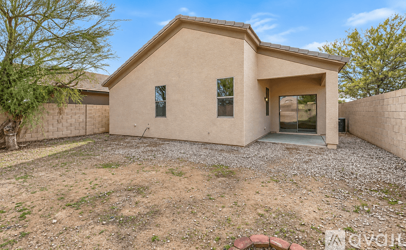 Phoenix House: 3732 West Glass Lane
