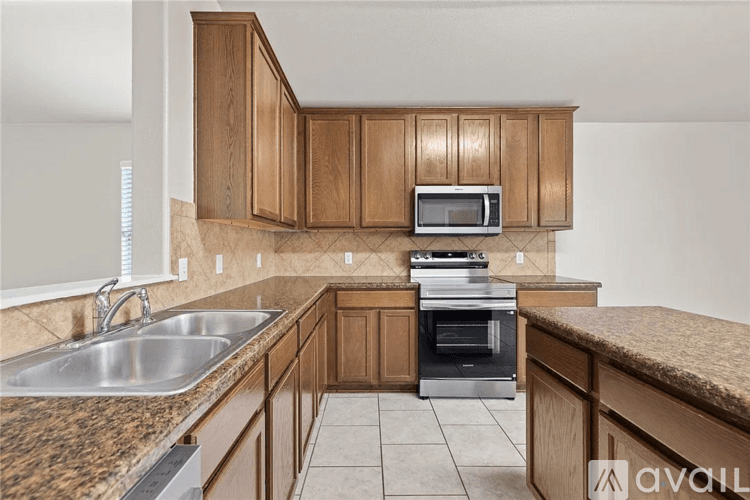 Temple House: 911 Sugar Brook Dr