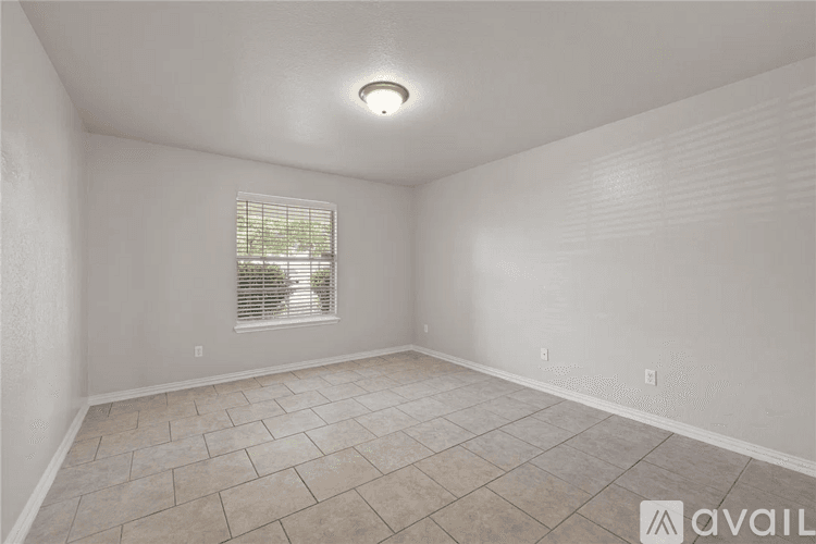 Temple House: 911 Sugar Brook Dr