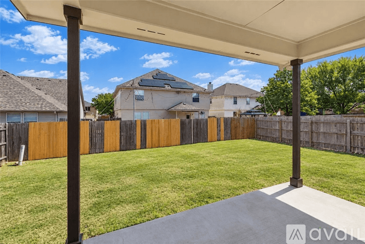 Temple House: 911 Sugar Brook Dr