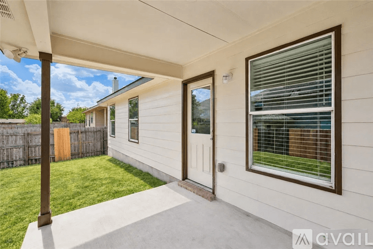 Temple House: 911 Sugar Brook Dr