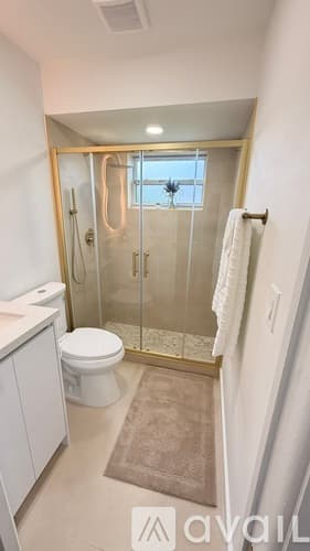 Wellington House: 1699 Braeburn Place