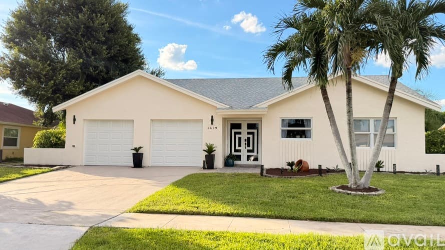 Wellington House: 1699 Braeburn Place