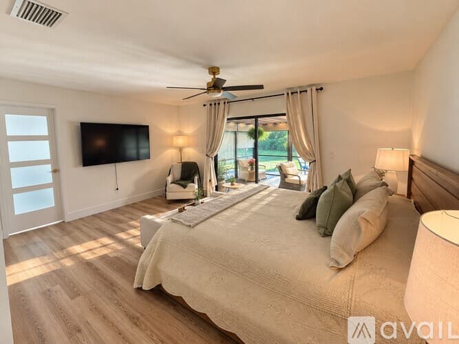 Wellington House: 1699 Braeburn Place