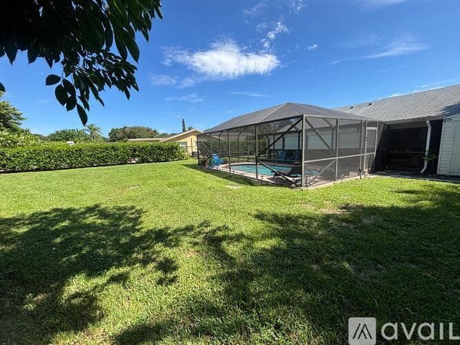 Wellington House: 1699 Braeburn Place