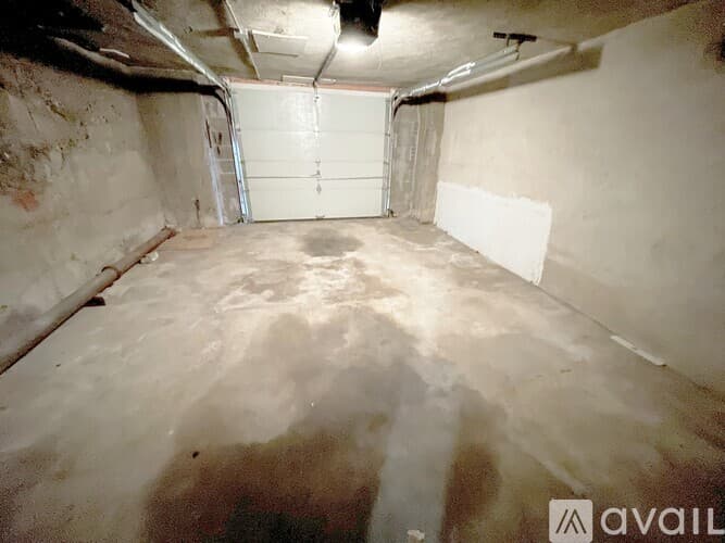 Norwood Apartment: 16 Oxford Rd