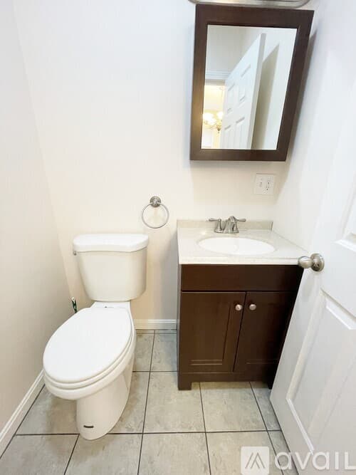Norwood Apartment: 16 Oxford Rd