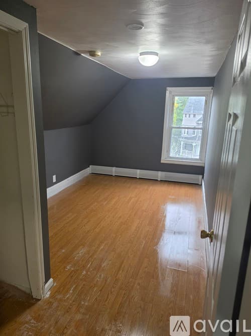 Springfield Apartment: 297 Main Street