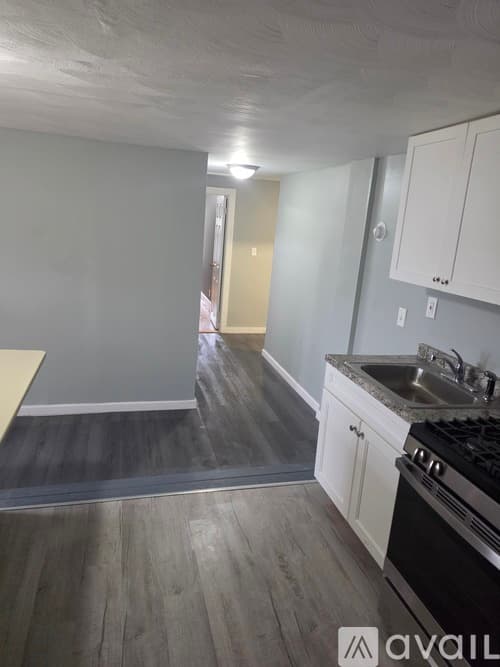 Springfield Apartment: 297 Main Street