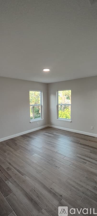 Fort Pierce House: 991 Waters Edge Dr