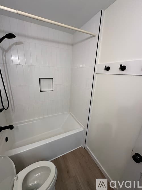 Cleveland Townhome: 332 20th Street Northeast