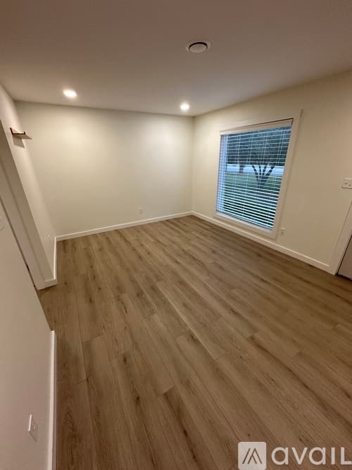Cleveland Townhome: 332 20th Street Northeast