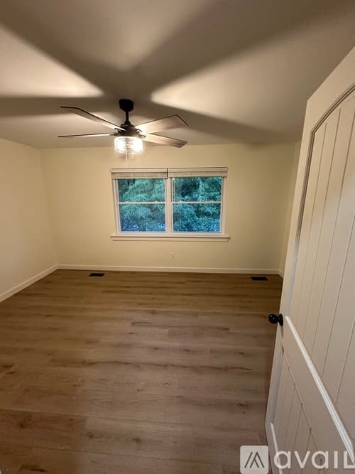 Cleveland Townhome: 332 20th Street Northeast