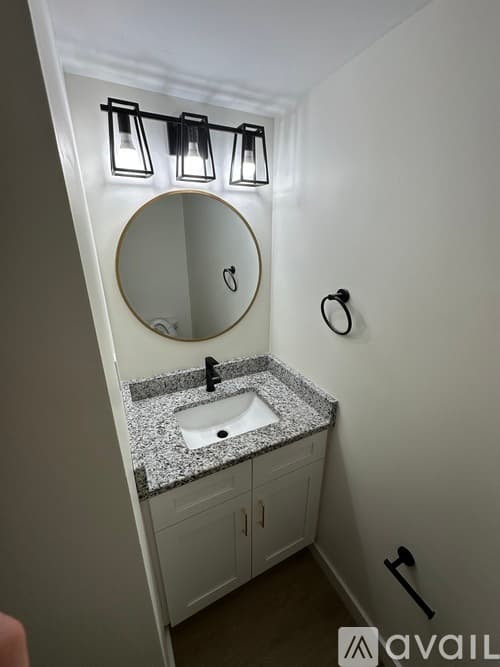 Cleveland Townhome: 332 20th Street Northeast