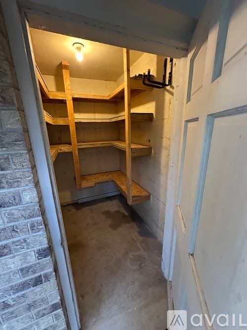 Cleveland Townhome: 332 20th Street Northeast