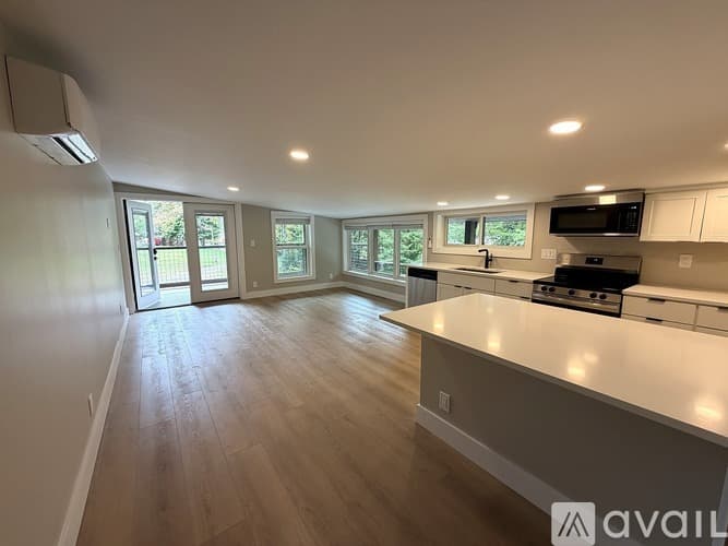 Hiawassee Apartment: 232 C A Dr