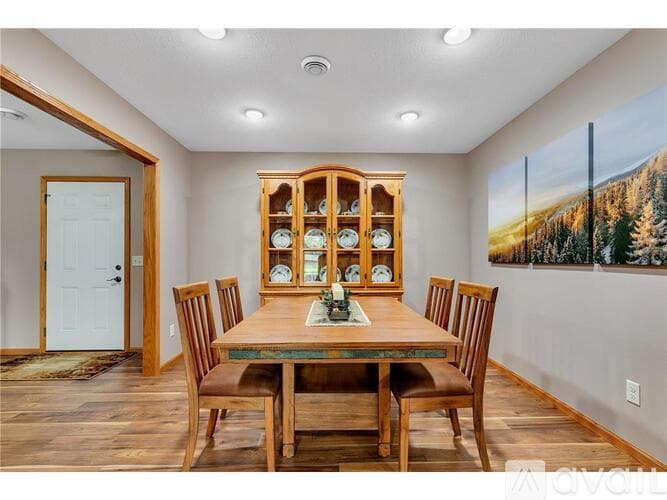 Sauk Rapids House: 800 Wollak Way