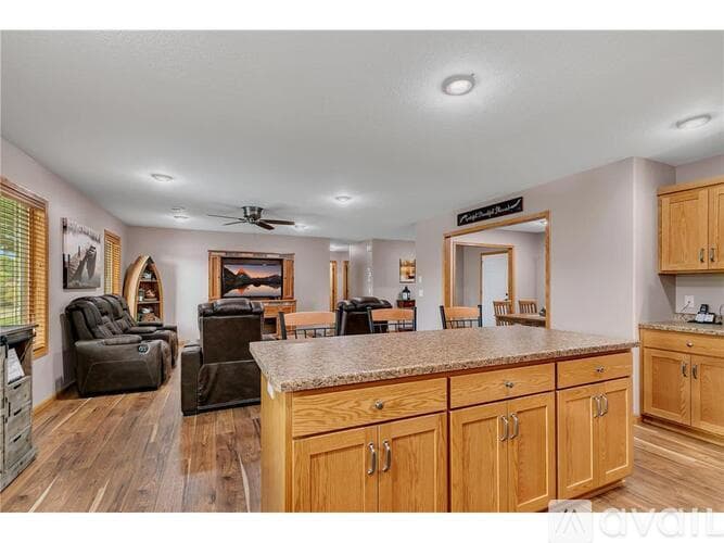 Sauk Rapids House: 800 Wollak Way