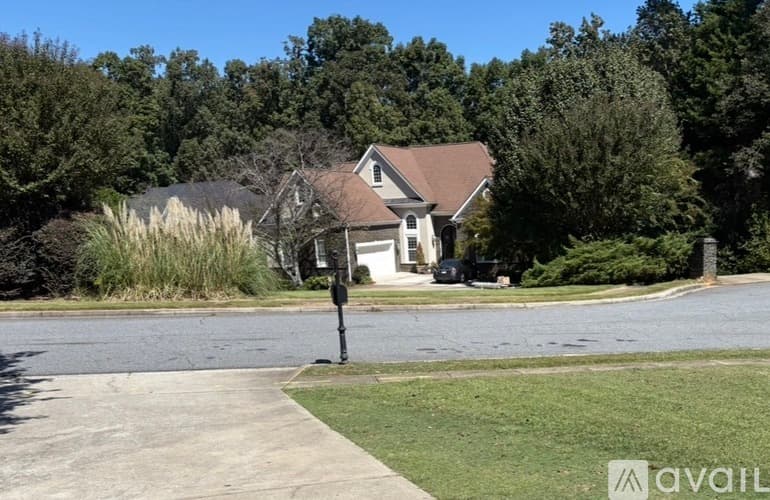 Snellville House: 3340 Prairie Drive