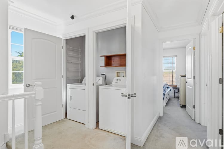 Lombard Townhome: 1060 Kufrin Way