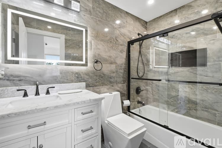 Lombard Townhome: 1060 Kufrin Way